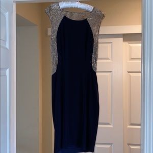 Women’s dress size Small